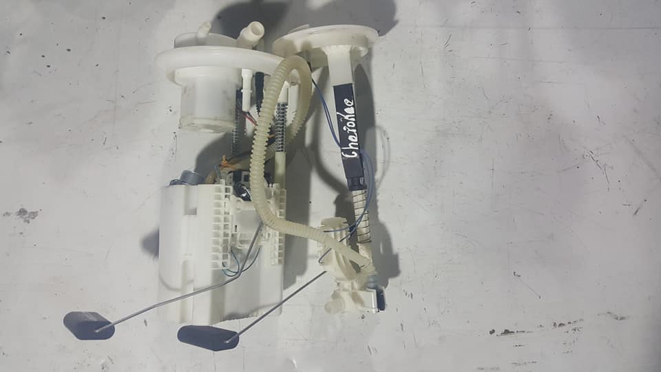 BOMBA DE BENCINA MAS NIVEL  JEEP CHEROKEE 2014 AL 2018